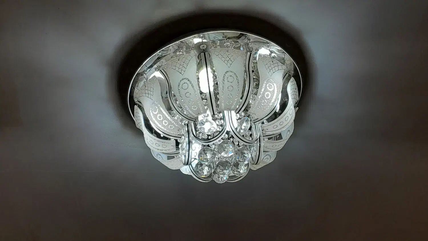 لوستر سقفی زیبا|لوستر و چراغ آویز|محمدیه-قزوین, |دیوار