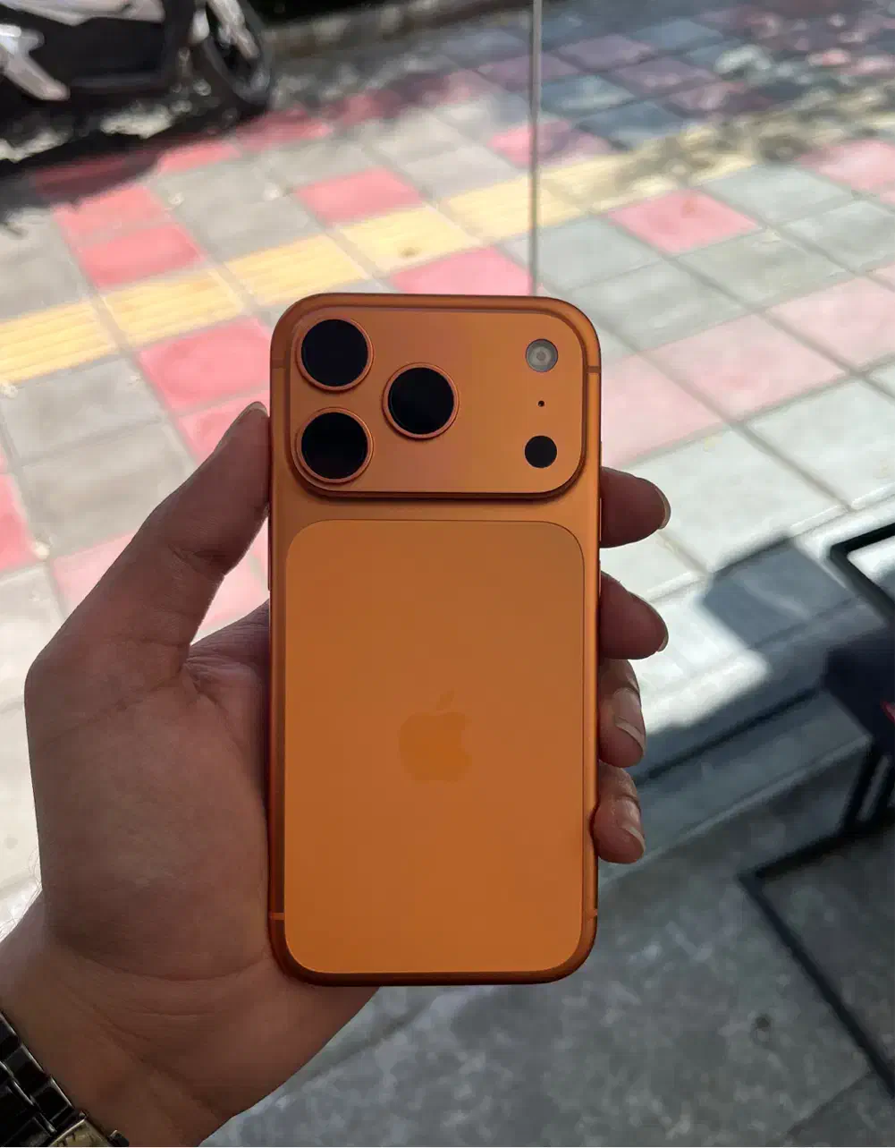 Ip 17 pro|موبایل|قم, جهان بینی|دیوار