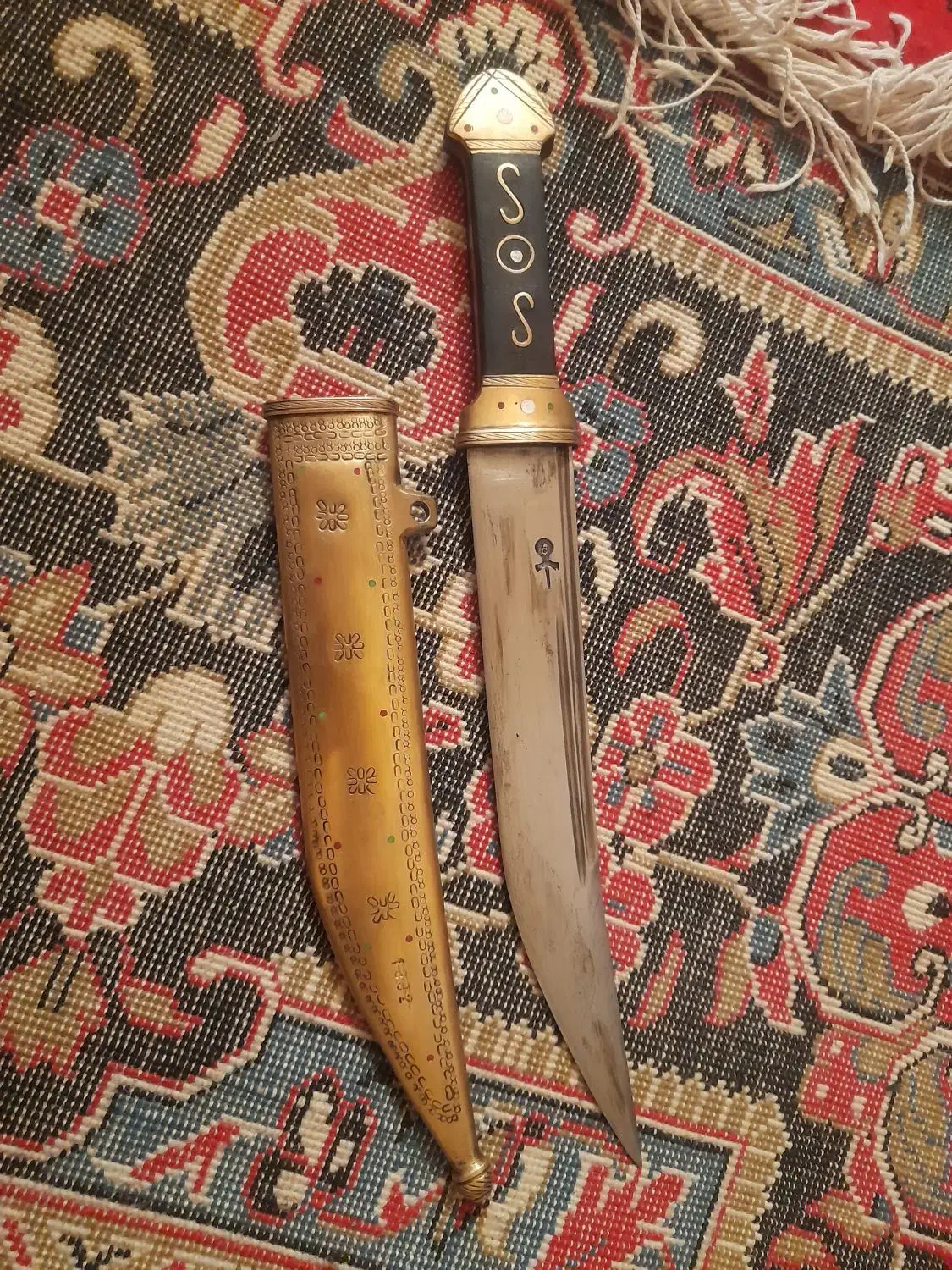 بگده کوردی|کلکسیون اشیاء عتیقه|ایلام, |دیوار