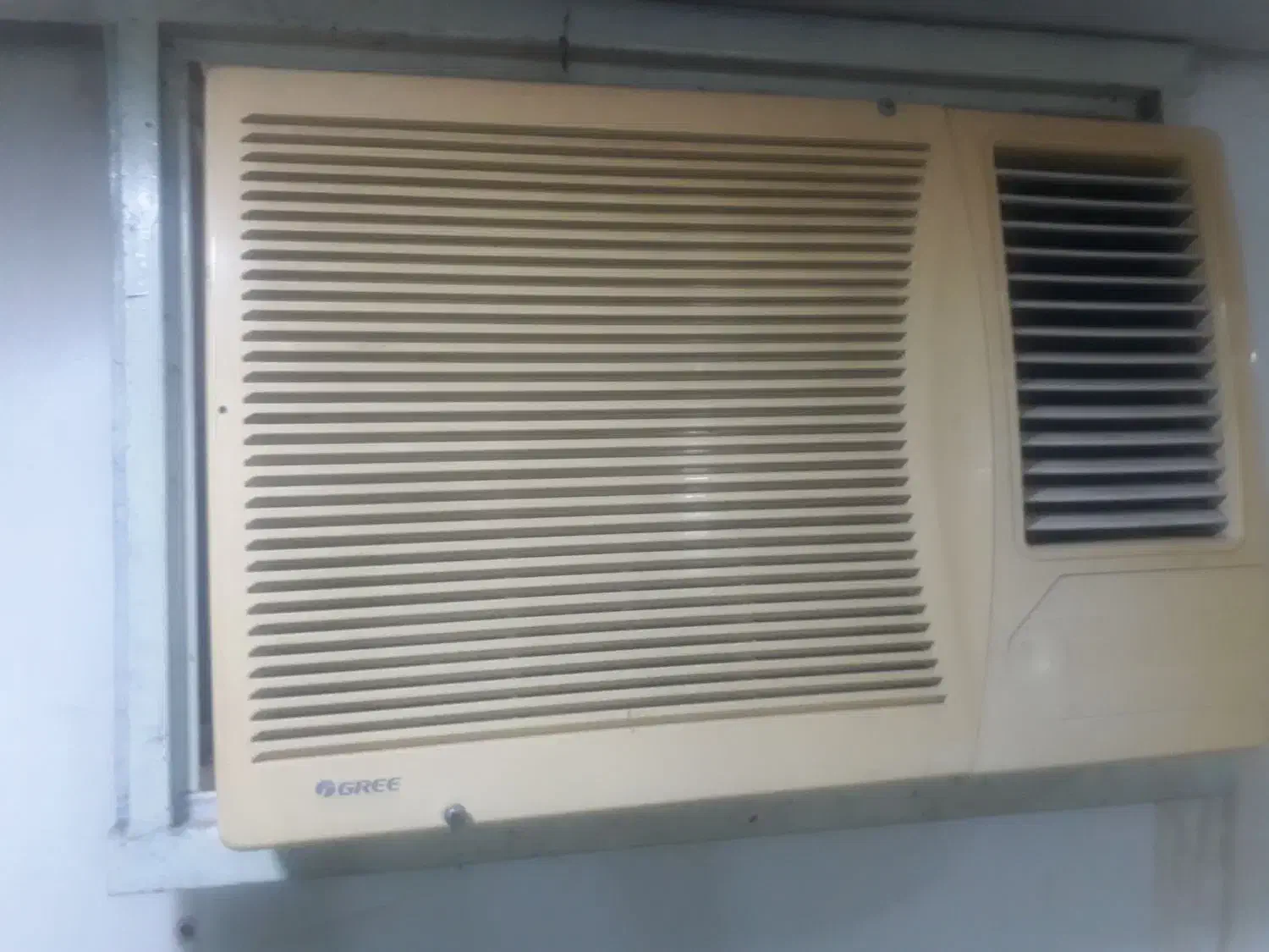 کولر پنجره ای|کولر گازی و فن‌کوئل|گنبد کاووس, |دیوار