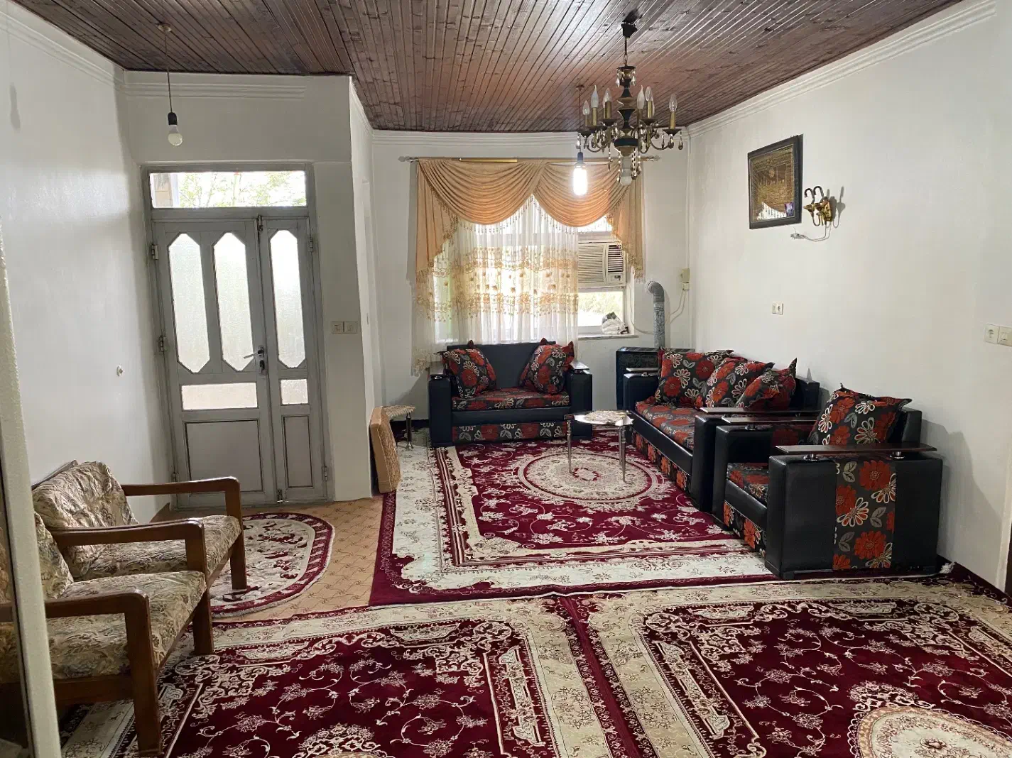 اجاره کوتاه مدت ویلا حیاط دار|اجارهٔ کوتاه‌مدت ویلا و باغ|رضوانشهر, |دیوار