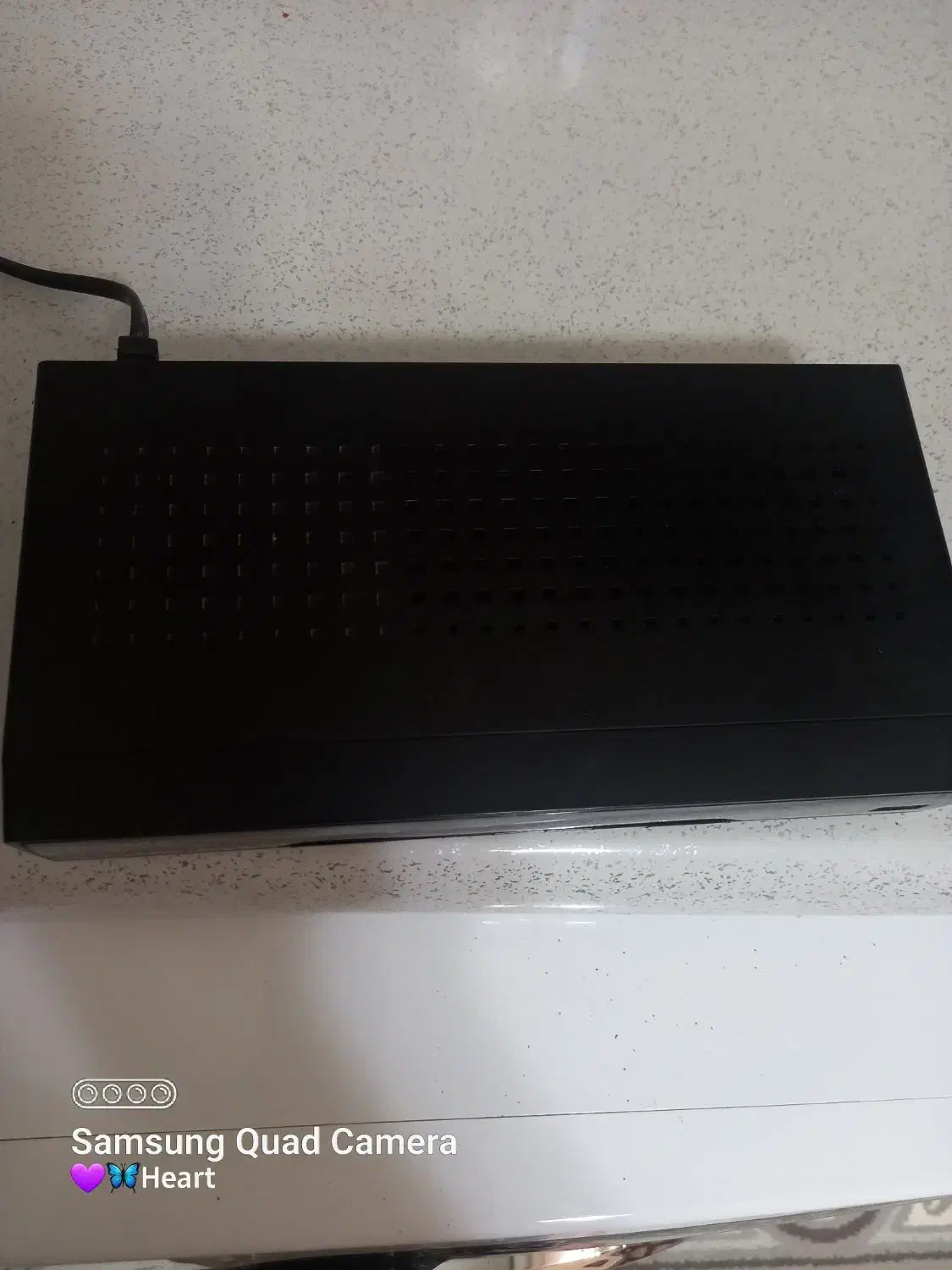 گیرنده دیجیتال دنای|صوتی و تصویری|میانه, |دیوار