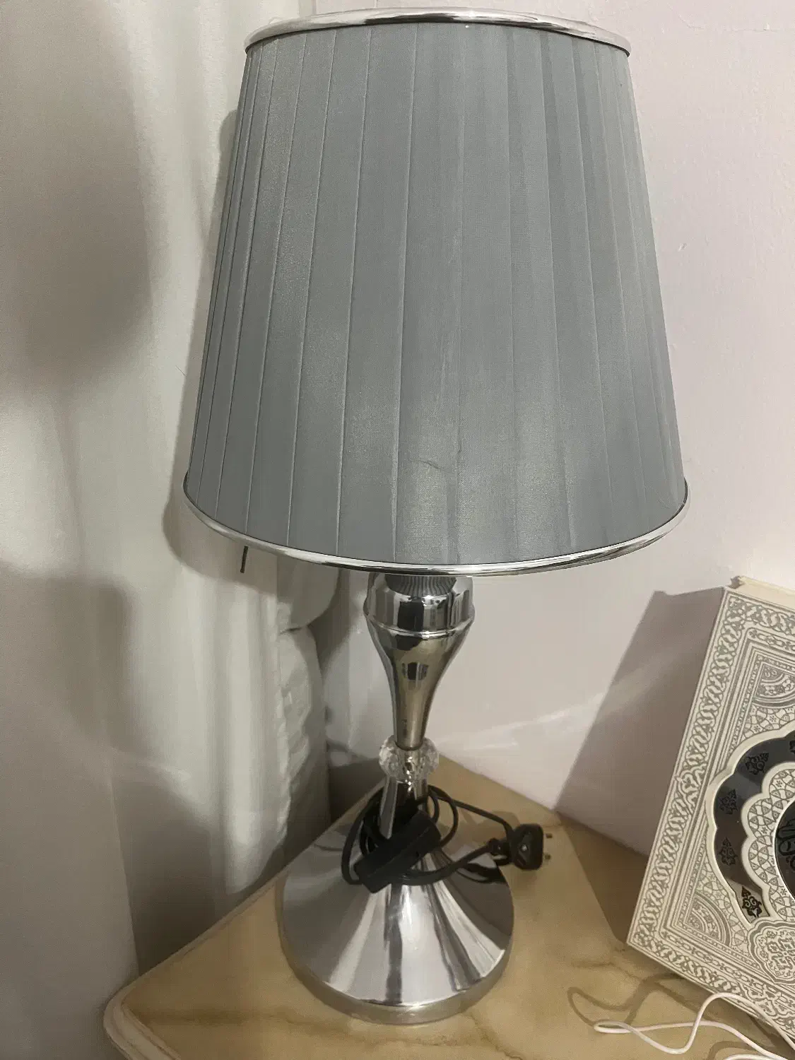 اباژور ایستاده و اباژور رو میزی|چراغ خواب و آباژور|مشهد, شهرک مهر آباد|دیوار