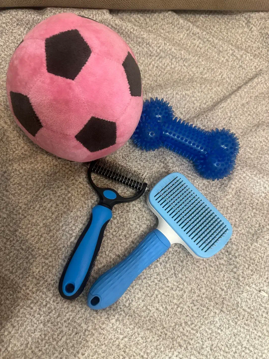 برس تخلیه سگ و گره باز کن و اسباب بازی|لوازم جانبی حیوانات|تهران, زعفرانیه|دیوار