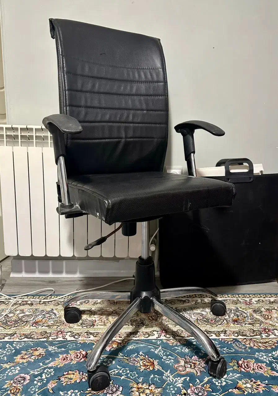 میز و صندلی|دفتر کار|کرمان, |دیوار