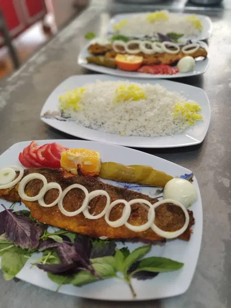 بیرون بر پدیده زرقان|خوردنی و آشامیدنی|زرقان, |دیوار