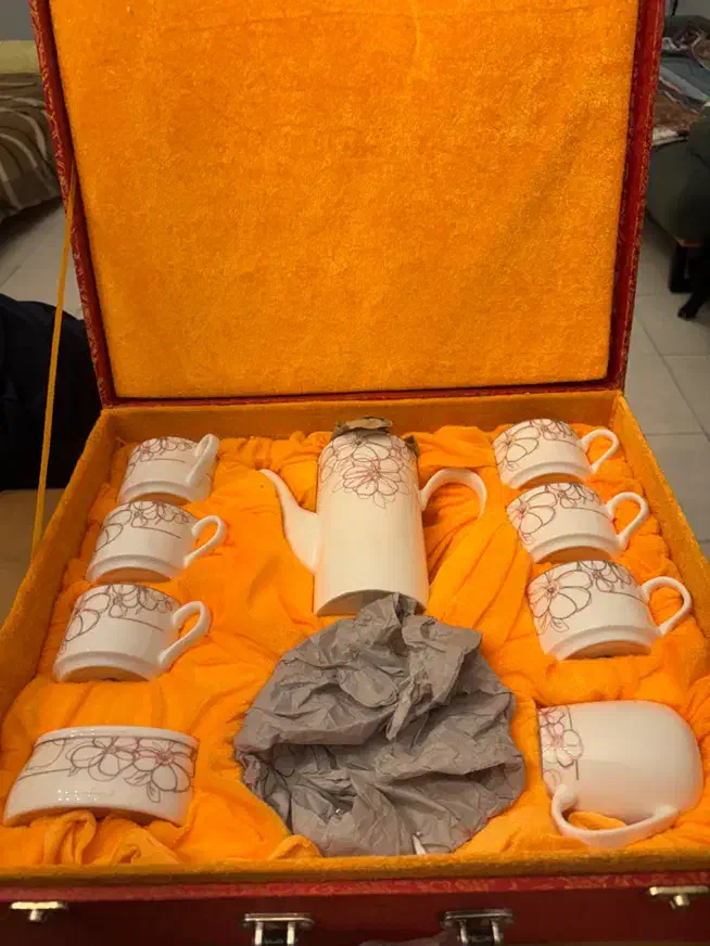 ست فنجان و قوری|ظروف سرو و پذیرایی|تهران, سید خندان (جلفا)|دیوار