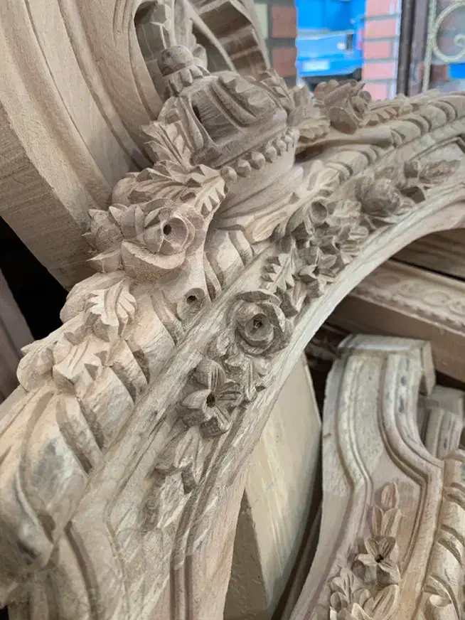 به تعدادی منبت کار و نجار نیازمندیم .|استخدام صنعتی، فنی، مهندسی|بهارستان, |دیوار