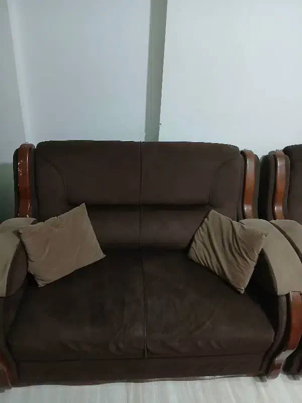 مبل ۷ نفره سالم|مبلمان خانگی و میز عسلی|لاهیجان, حاجی آباد|دیوار