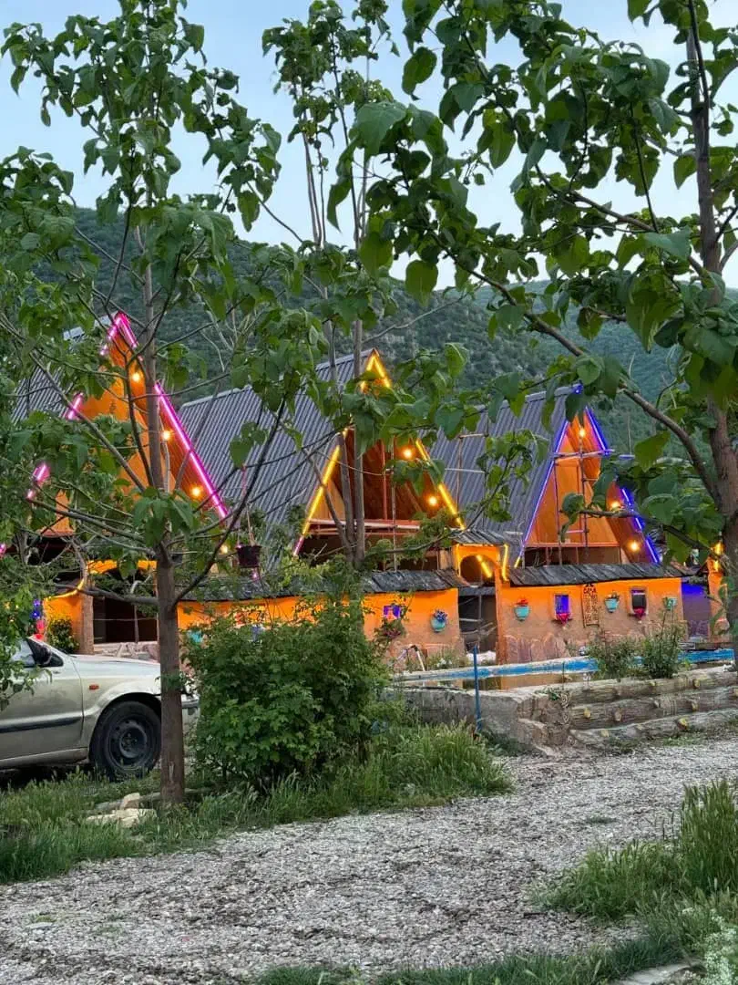 اجاره کلبه سویسی جکوزی کوهستانی جنگلی|اجارهٔ کوتاه‌مدت ویلا و باغ|کجور, |دیوار