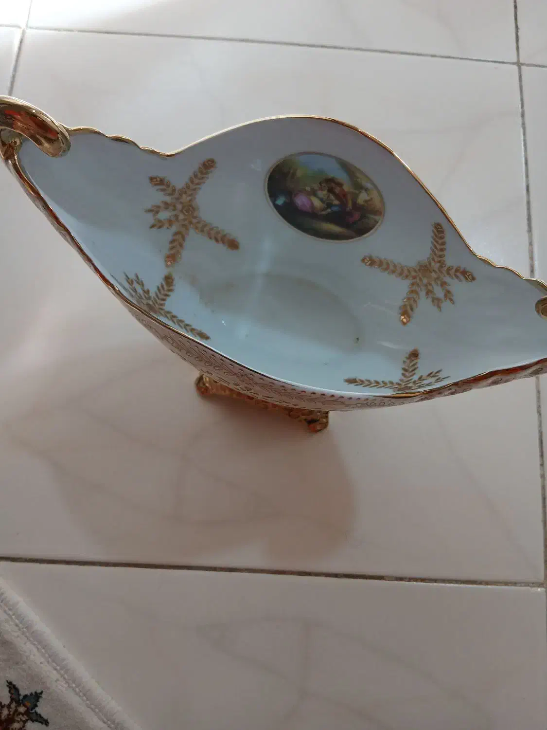 سرویس پذیرایی|ظروف سرو و پذیرایی|مهاجران, |دیوار