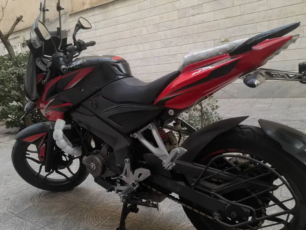 ns200 انجین طلایی|موتورسیکلت|تهران, پرستار|دیوار