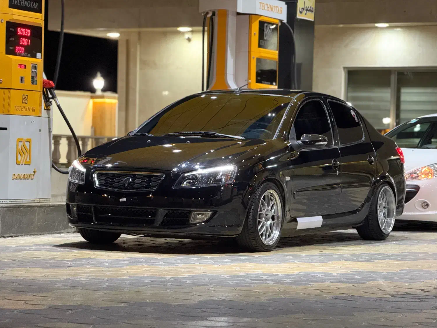 راناپلاس ۱۴۰۱|خودرو سواری و وانت|سنندج, |دیوار