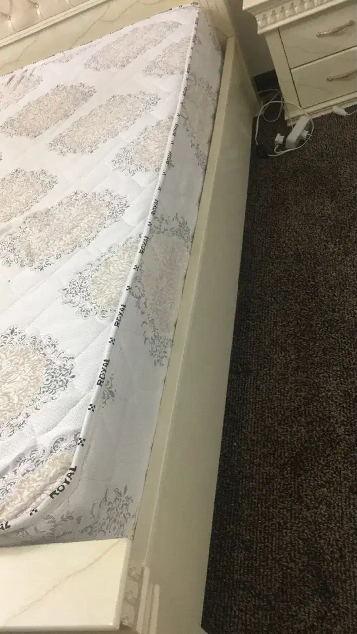 سرویس خواب|تخت و سرویس خواب|یزد, |دیوار