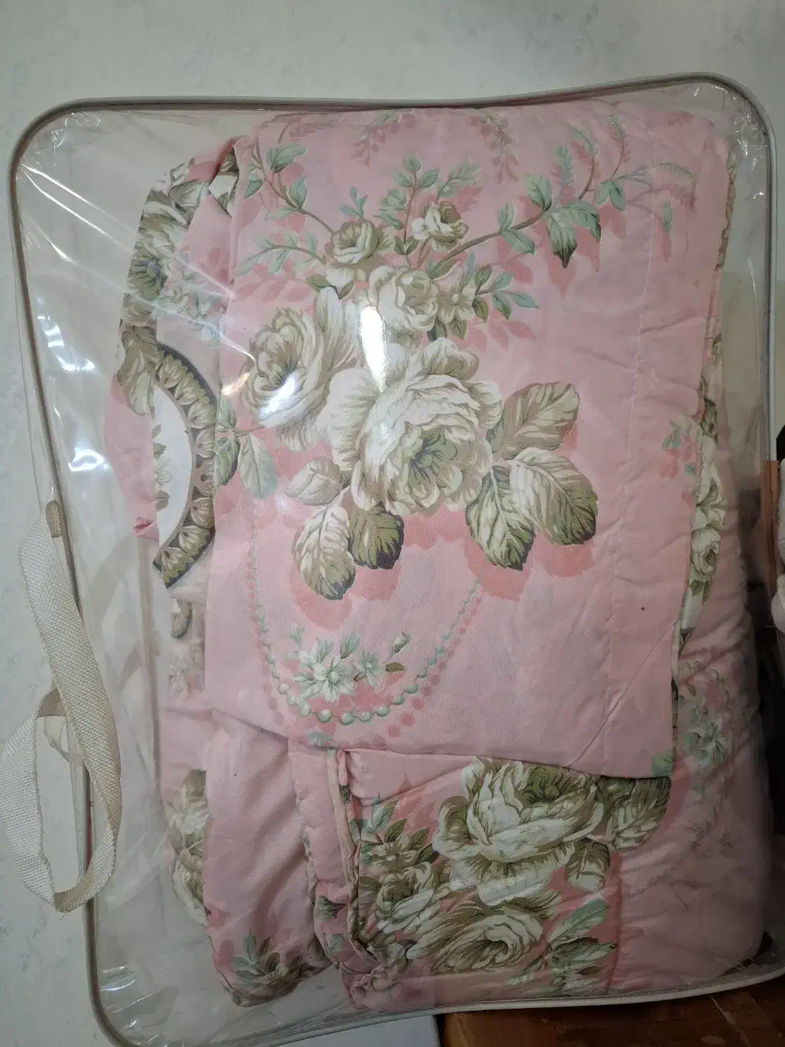 روتختی نو نو تک نفره اصلا استفاده نشده|سرویس روتختی|تبریز, |دیوار