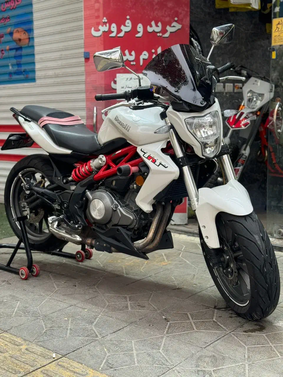 بنلی جفت سیلندر مدل 96|موتورسیکلت|اصفهان, عسگریه|دیوار