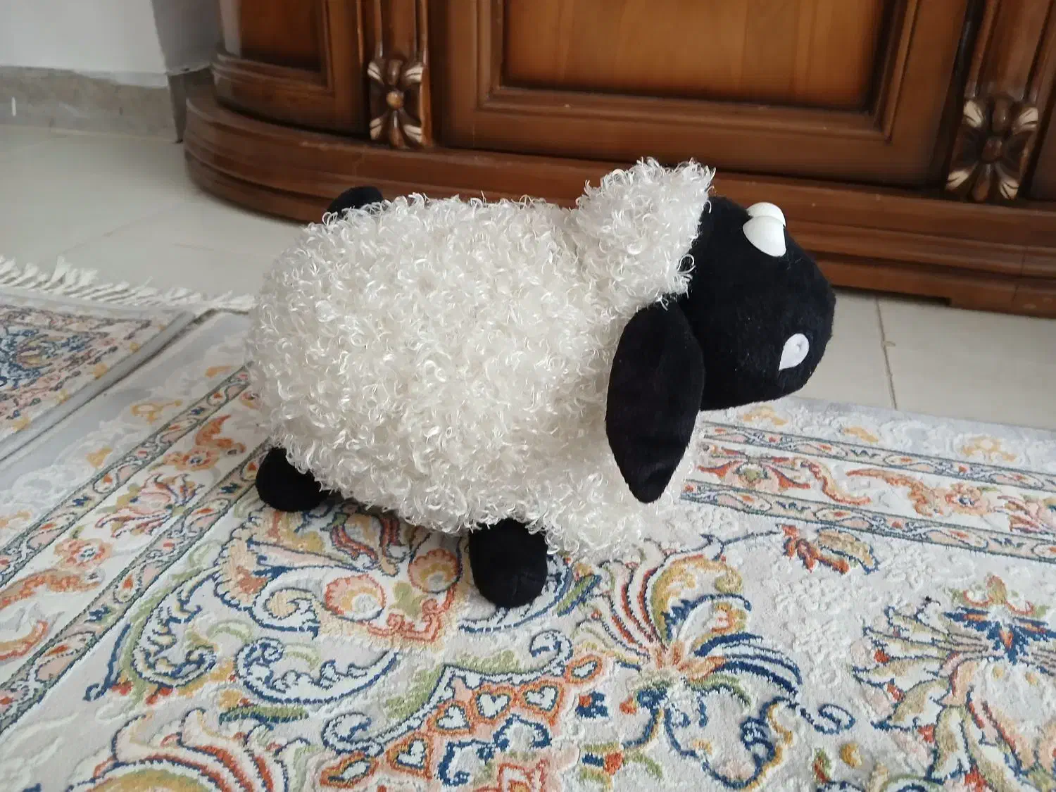 عروسک|اسباببازی بچه|هشتگرد, فاز ۷ مهستان|دیوار