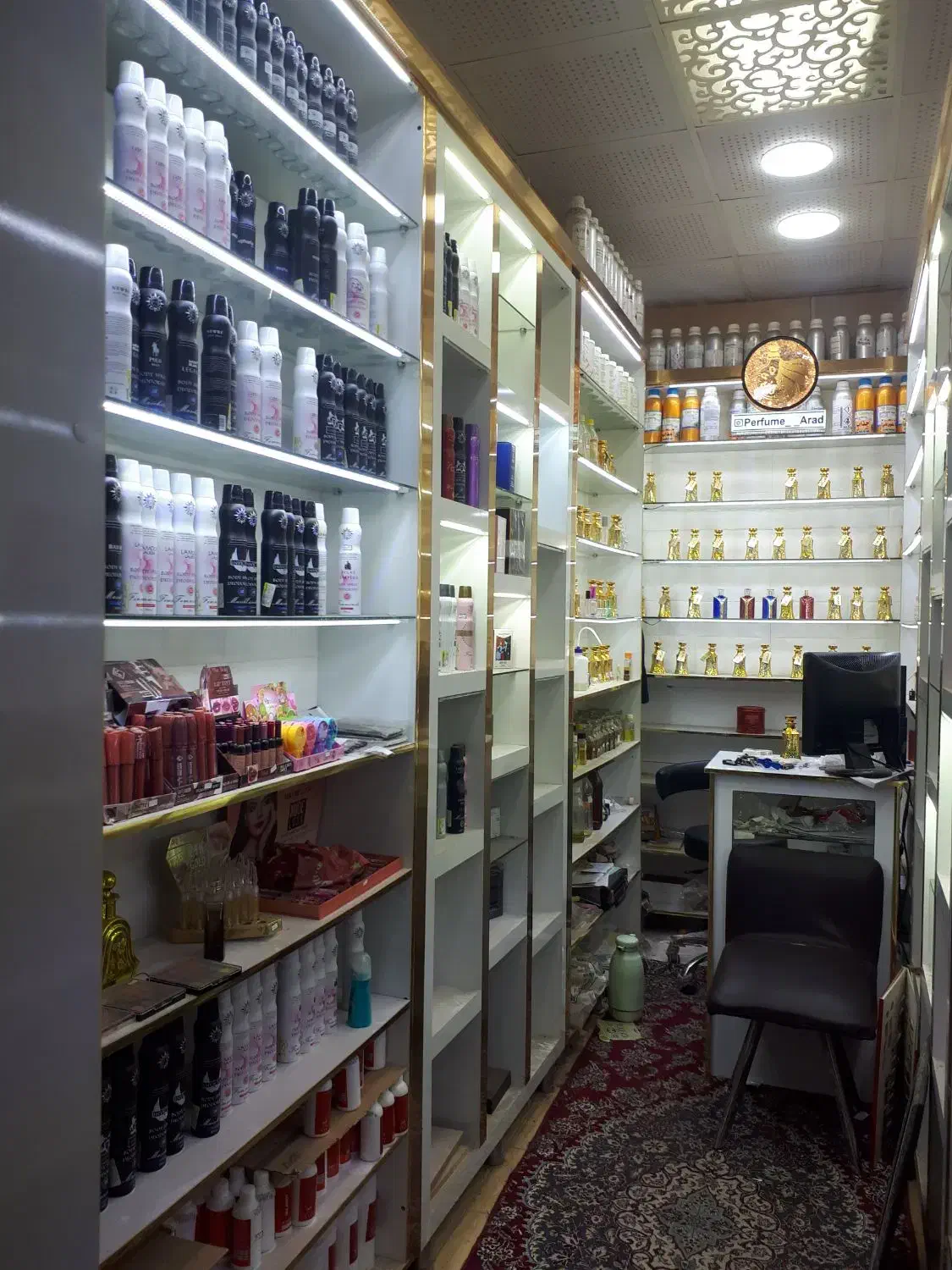 واگذاری مغازه عطر فروشی|فروشگاه و مغازه|اردبیل, |دیوار