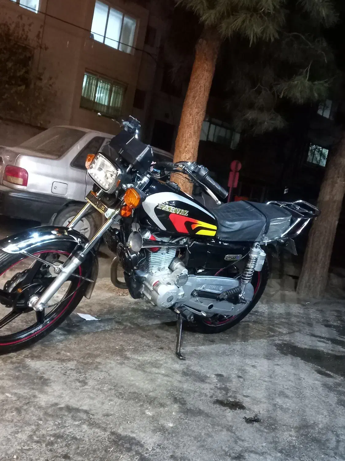 پرواز ۲۰۰ کاربرات|موتورسیکلت|قوچان, |دیوار