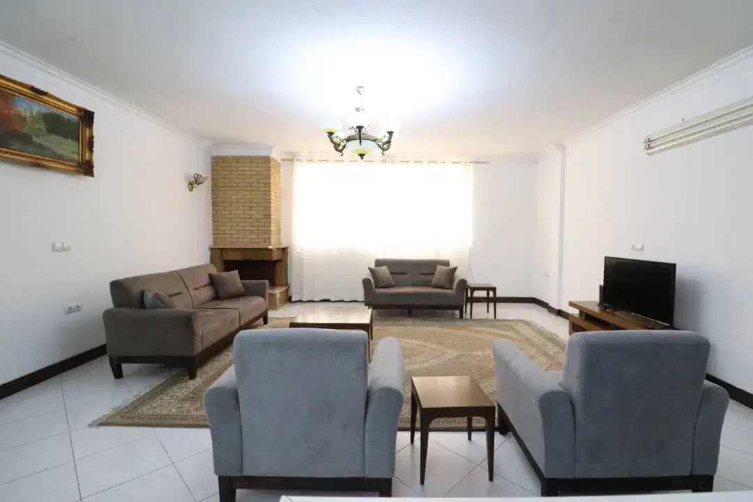 منزل‌اجاره ای دو خواب|اجارهٔ کوتاه‌مدت آپارتمان و سوئیت|شیراز, دینکان|دیوار