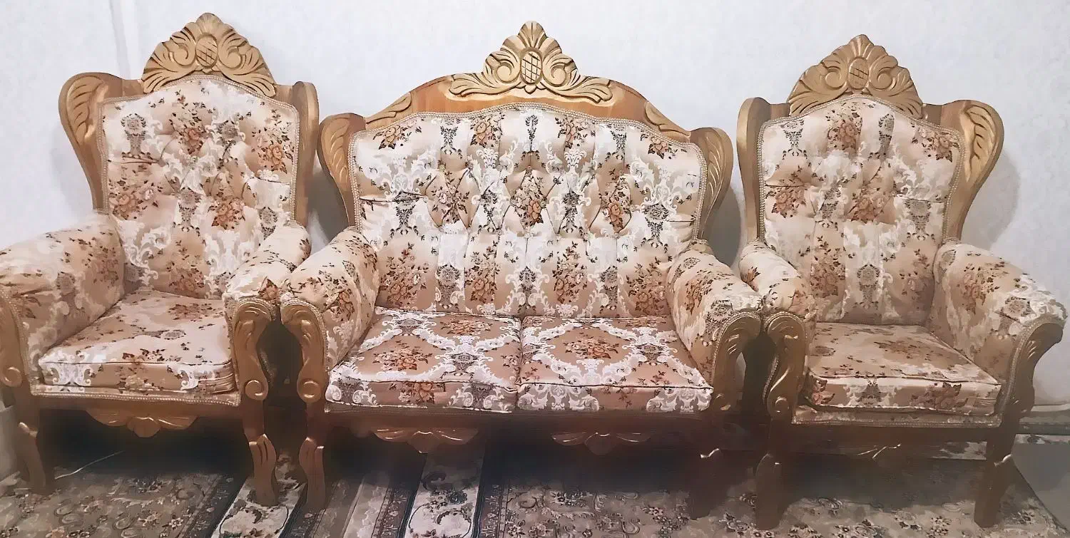 مبل سلطنتی زیبا و سالم|مبلمان خانگی و میز عسلی|سنندج, |دیوار