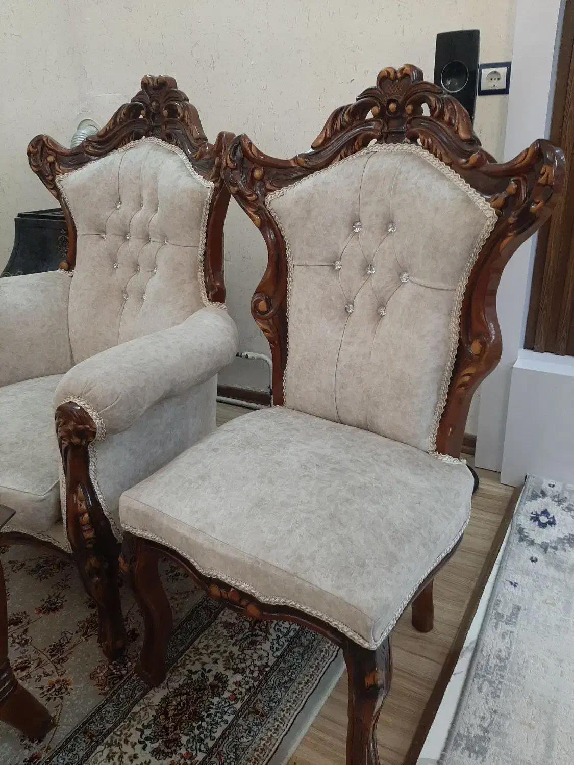 مبل سلطنتی ۹ نفره عرب|مبلمان خانگی و میز عسلی|مشگین شهر, |دیوار