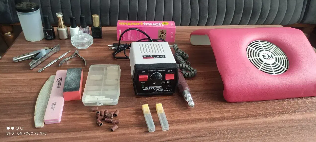 لوازم ناخن کاری|آرایشگاه و سالنهای زیبایی|نوشهر, |دیوار