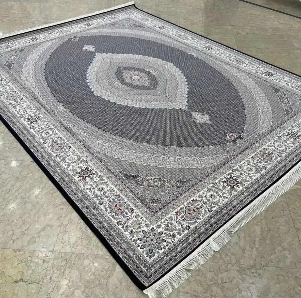 ۹متری ریزماهی نگین مشهدتابان /نو/سرمه ای طوسی|فرش|تهران, فلسطین (میدان انقلاب)|دیوار