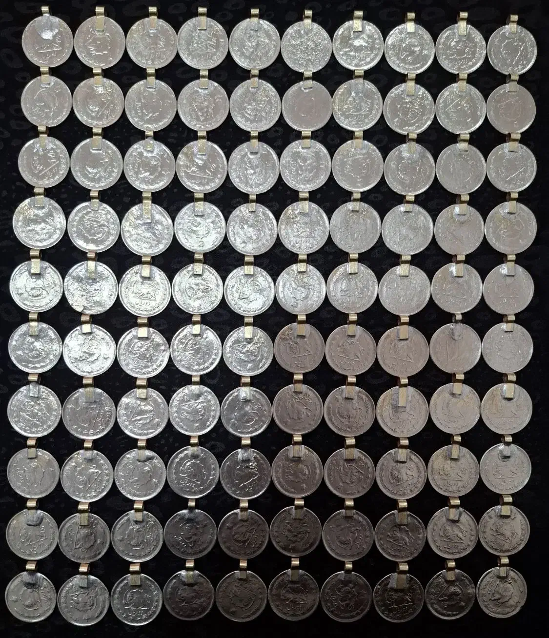 سکه دوریالی گوشه دار قدیمی دوره شاهی|کلکسیون سکه، تمبر، اسکناس|الشتر, |دیوار