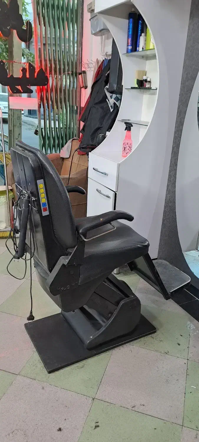 کلیه وسایل یک آرایشگاه کامل|آرایشگاه و سالنهای زیبایی|شاهین دژ, |دیوار