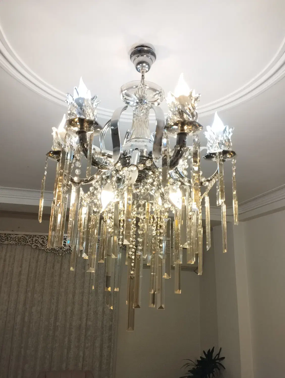 لوستر در حد نو|لوستر و چراغ آویز|رشت, رودبارتان|دیوار