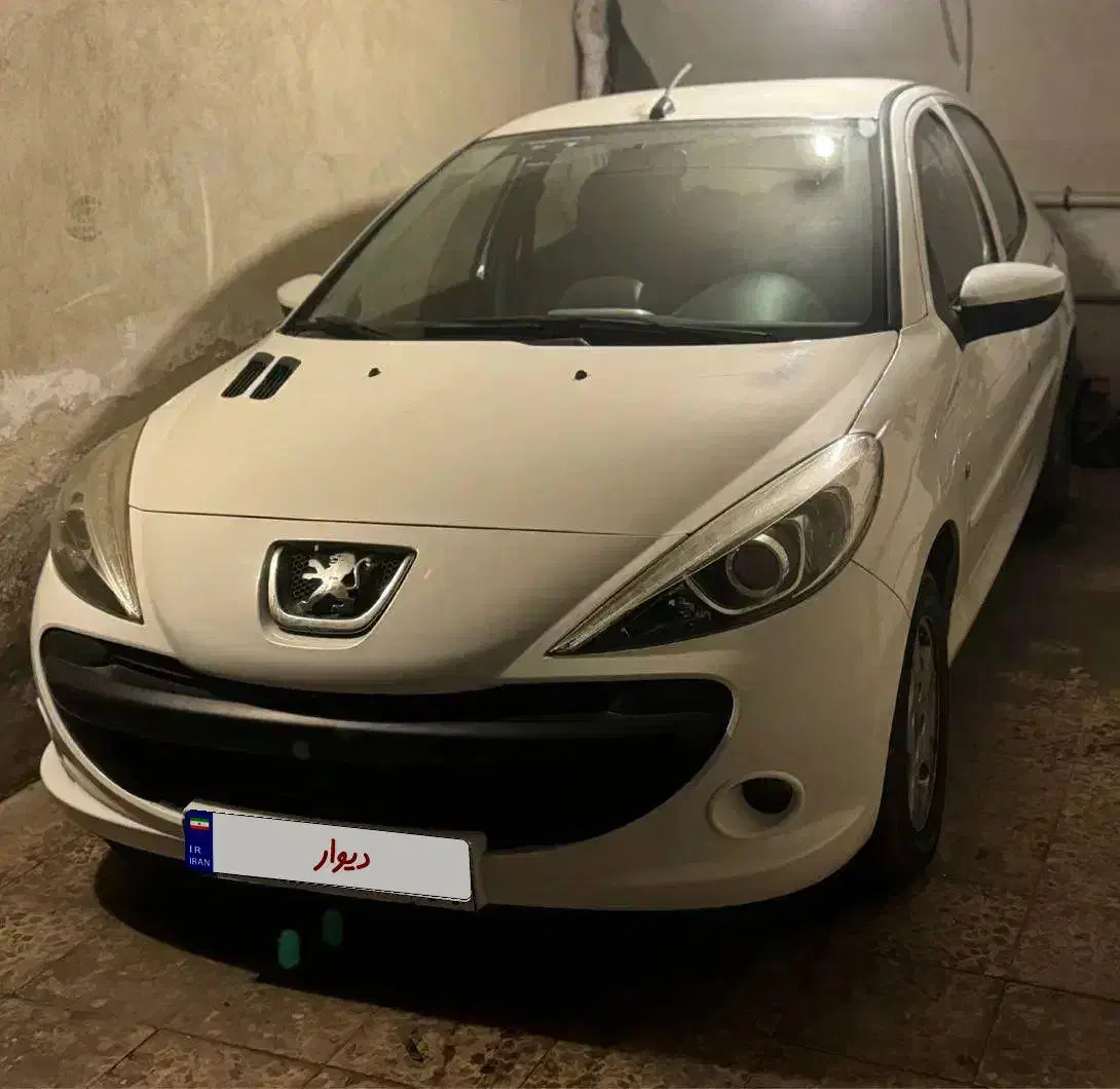 سقف فلز207 1400 TU5|خودرو سواری و وانت|اصفهان, رکن الدوله شرقی|دیوار