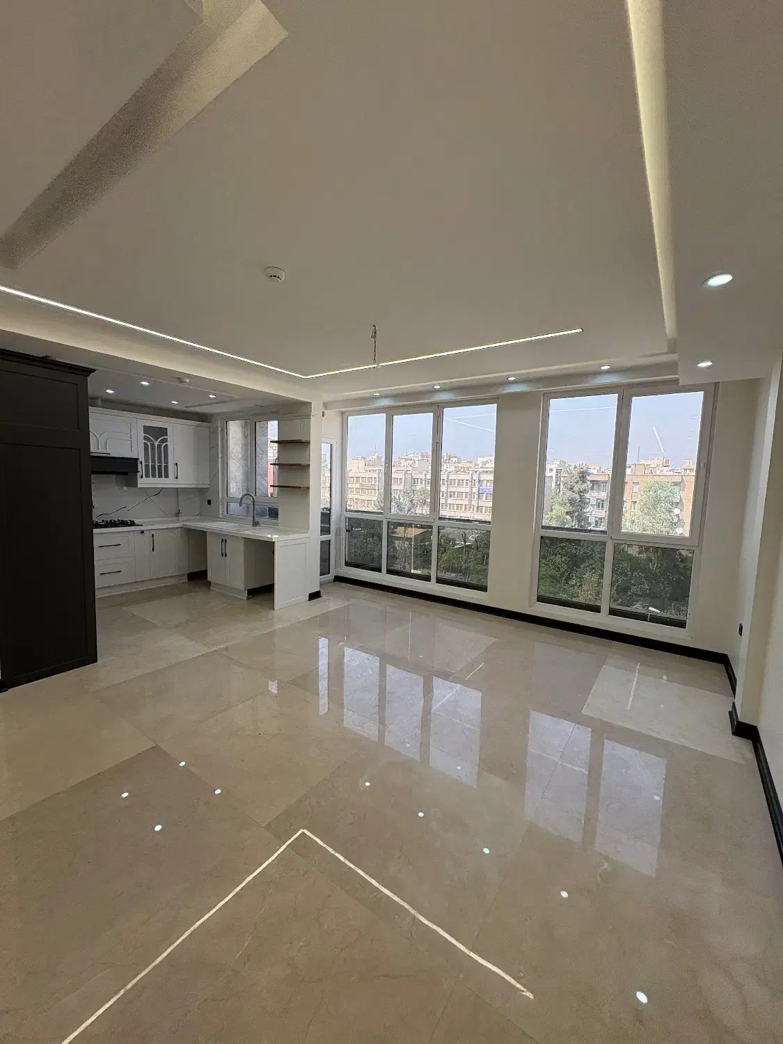 ۱۱۵ متر ۲ خواب کلید نخورده میدان ۶۰ سوپر لوکس