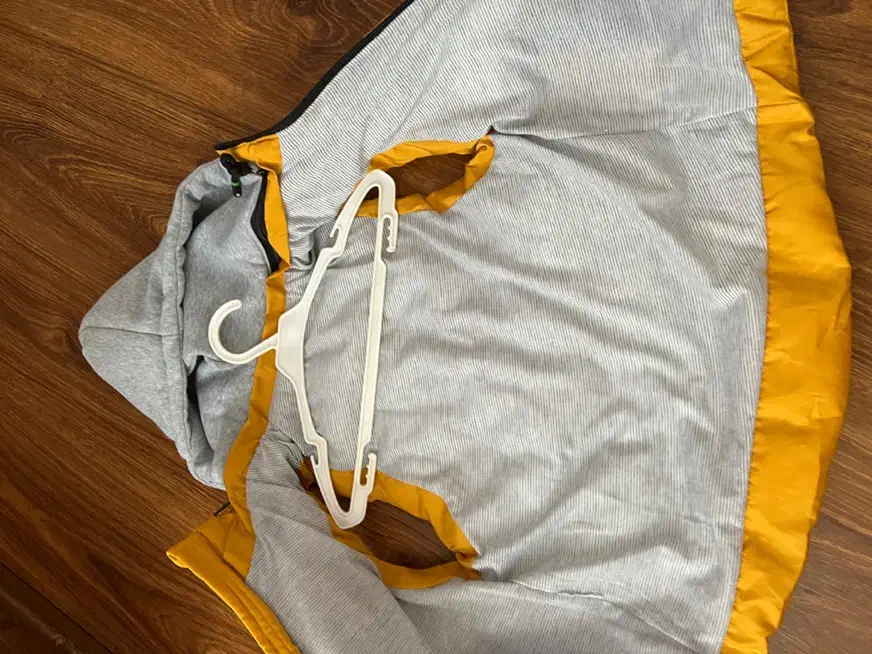 کاپشن|کفش و لباس بچه|تهران, اختیاریه|دیوار