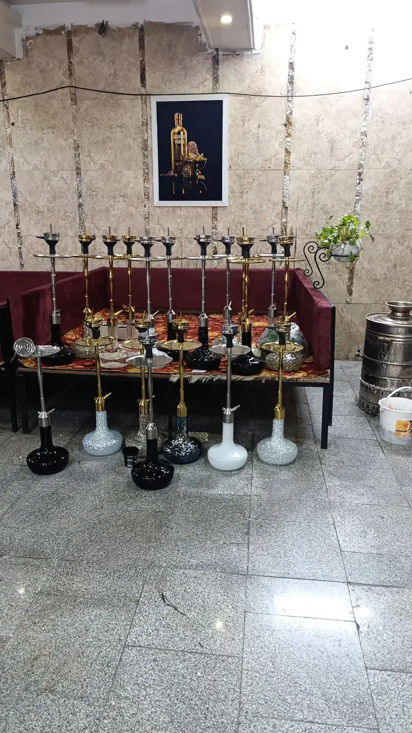 تعدادی قلیون کرنو پایه بلند برنج بشرط اصلی|کلکسیون و سرگرمی|گلستان (تهران), |دیوار