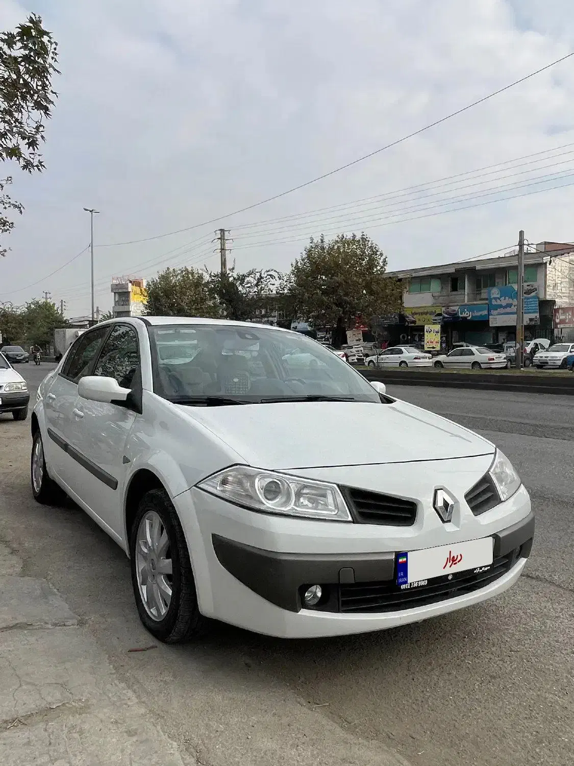 رنومگان آپشنال ۲.۰۰۰cc مدل ۱۳۹۰ مشابه خشک|خودرو سواری و وانت|ساری, |دیوار