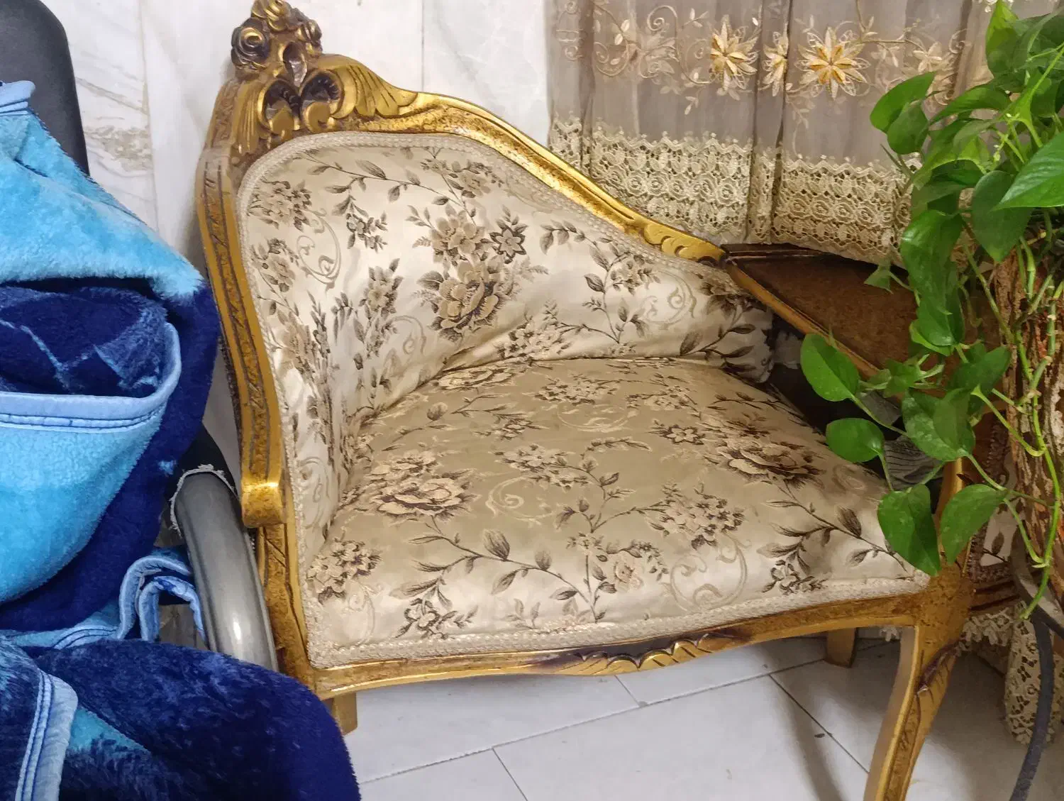 میز|بوفه، ویترین، کنسول|قم, ولیعصر|دیوار