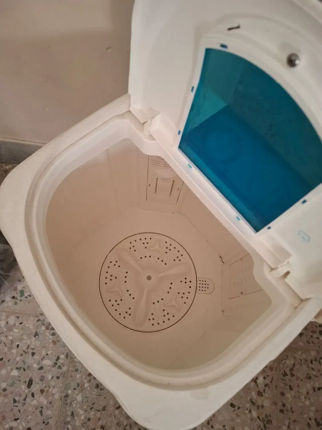 کهنه شور و مینی واش کاملا نو|ماشین لباسشویی و خشک‌کن لباس|اصفهان, ارداجی|دیوار