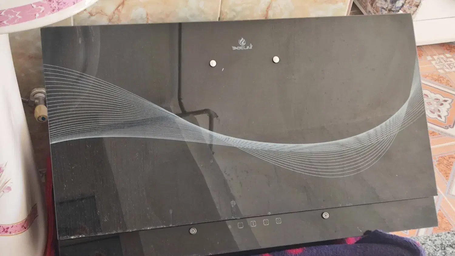 هود|هود|مهاباد (آذربایجان غربی), |دیوار