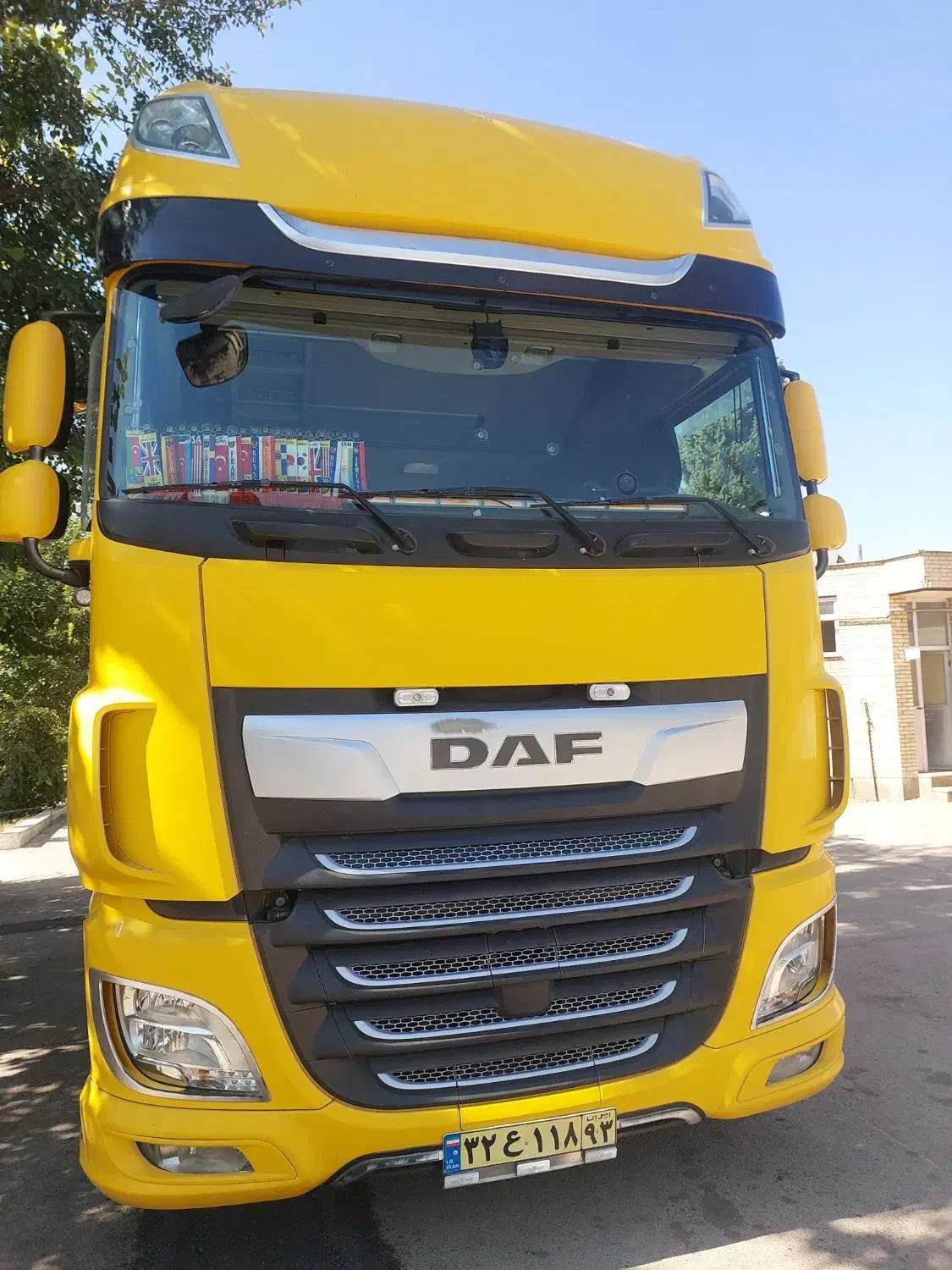 راننده پایه یکم مدارک تکمیل|استخدام حمل و نقل|شیراز, ریشمک|دیوار