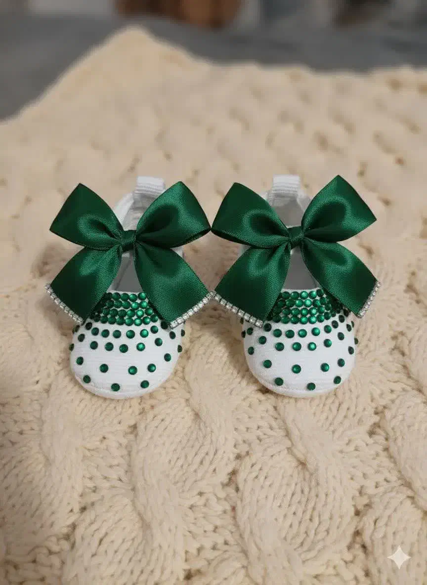 پاپوش نوزاد دست دوز ضد حساسیت زیبا|کیف، کفش، کمربند|ساری, |دیوار