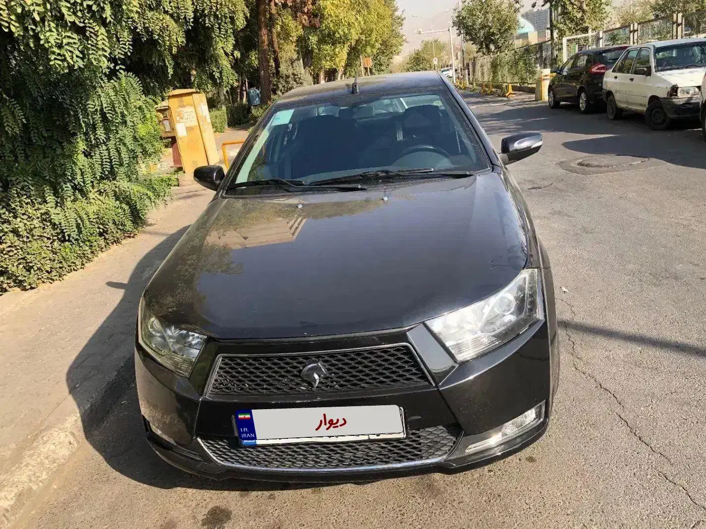 دنا مشکی متالیک سند تک برگ مدل ۹۷/۱۲/۱۵کم کارکرد|خودرو سواری و وانت|تهران, اکباتان|دیوار