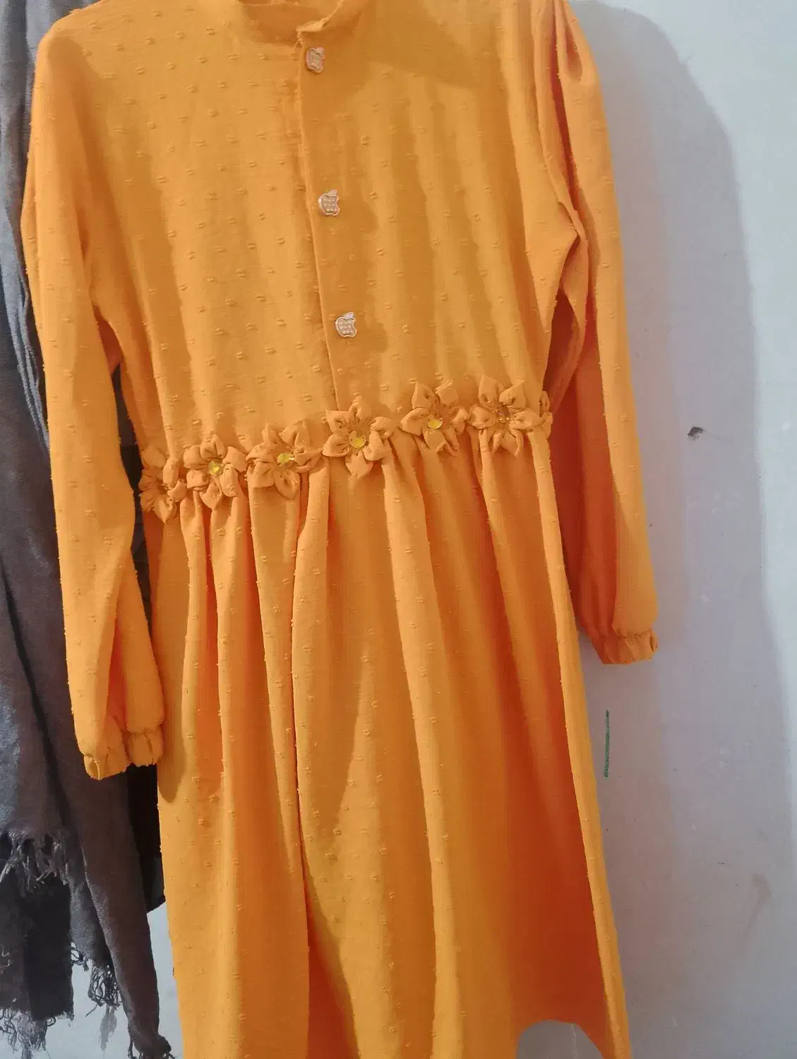 مانتو|لباس|نیک شهر, |دیوار