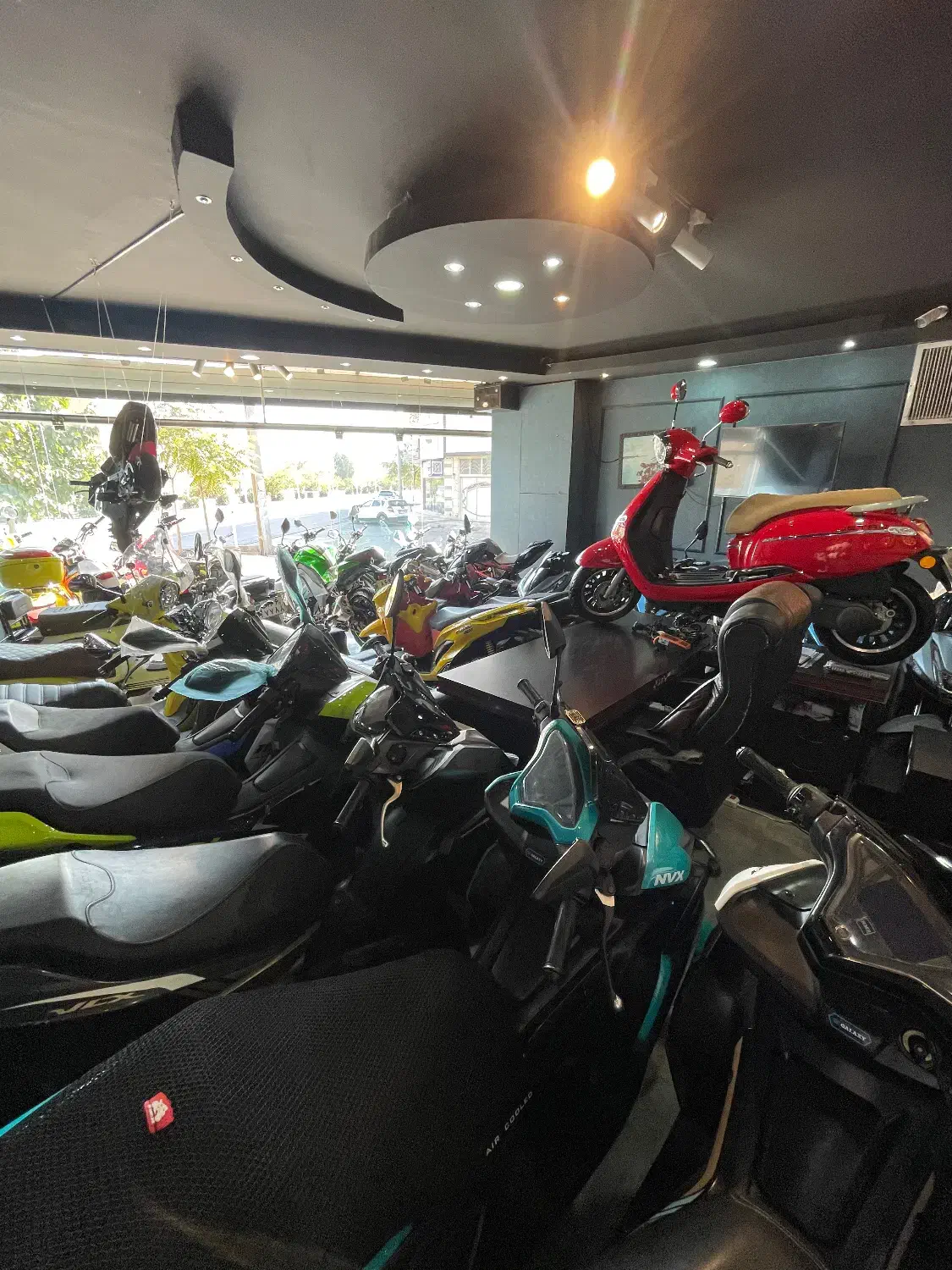 موتور|موتورسیکلت|شاهین‌شهر, خانه کارگر|دیوار