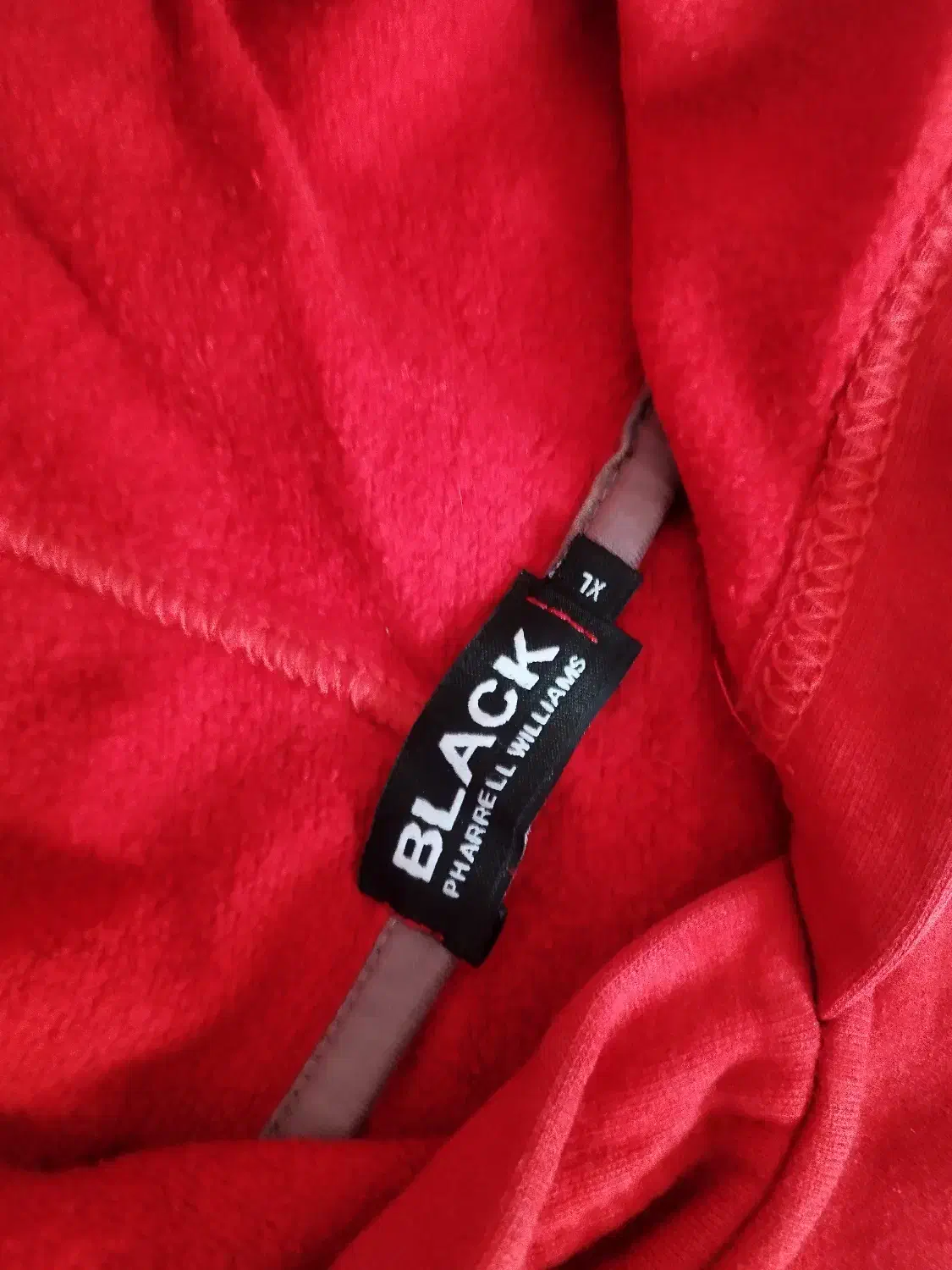 هودی و سویشرت|لباس|رشت, فلسطین|دیوار