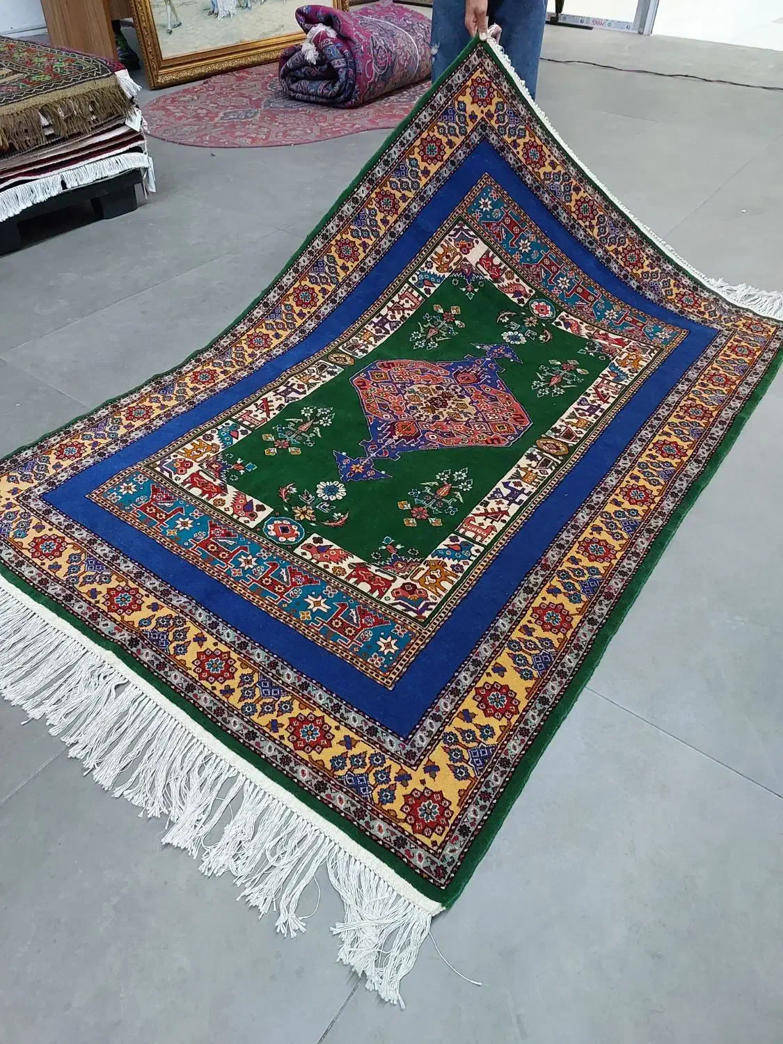 فرش دستباف (بساک) نقشه قشقایی ۳ متری کرک ابریشم|فرش|مشکین‌دشت, |دیوار