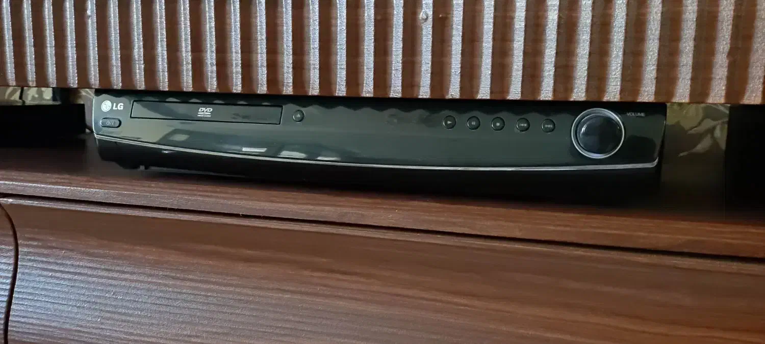 dvd پلیر الجی|پخش‌کننده DVD و ویدیو|بروجرد, |دیوار