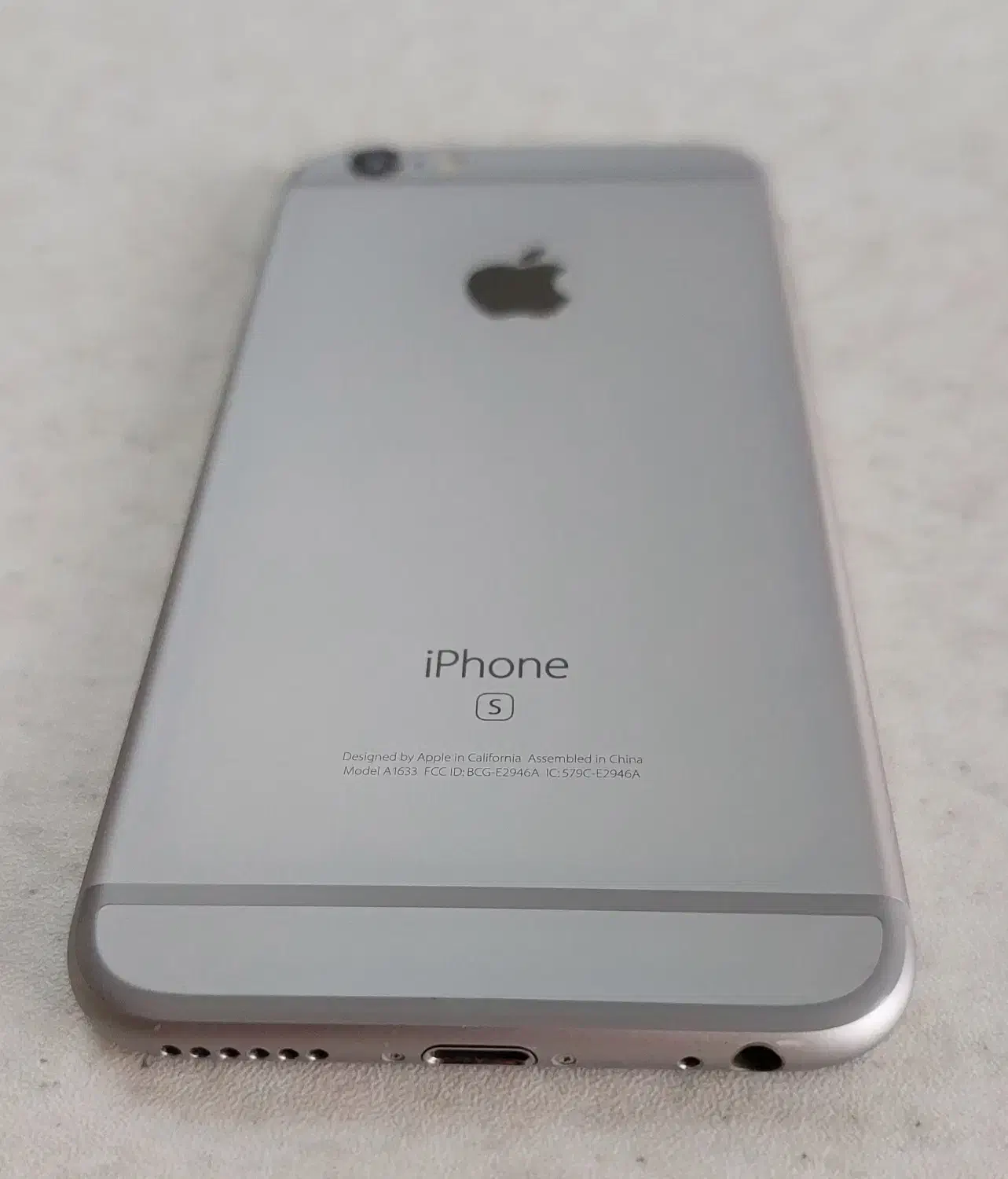 آیفون 6S اصل تمیز و سالم|موبایل|چهارباغ, |دیوار