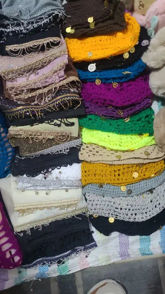 مینی اسکارف|لباس|شیراز, شیخ علی چوپان|دیوار