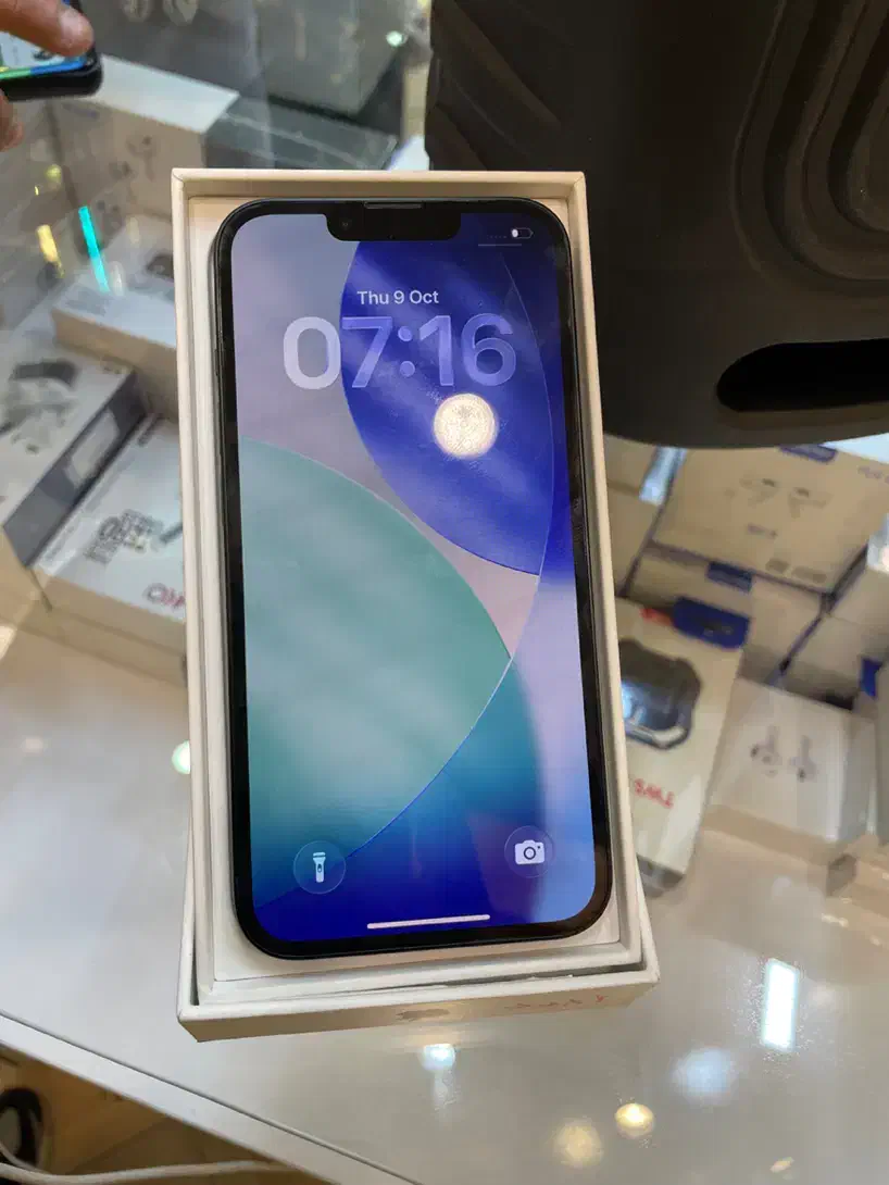 ایفون ۱۳ نرمال|موبایل|مشهد, قائم|دیوار